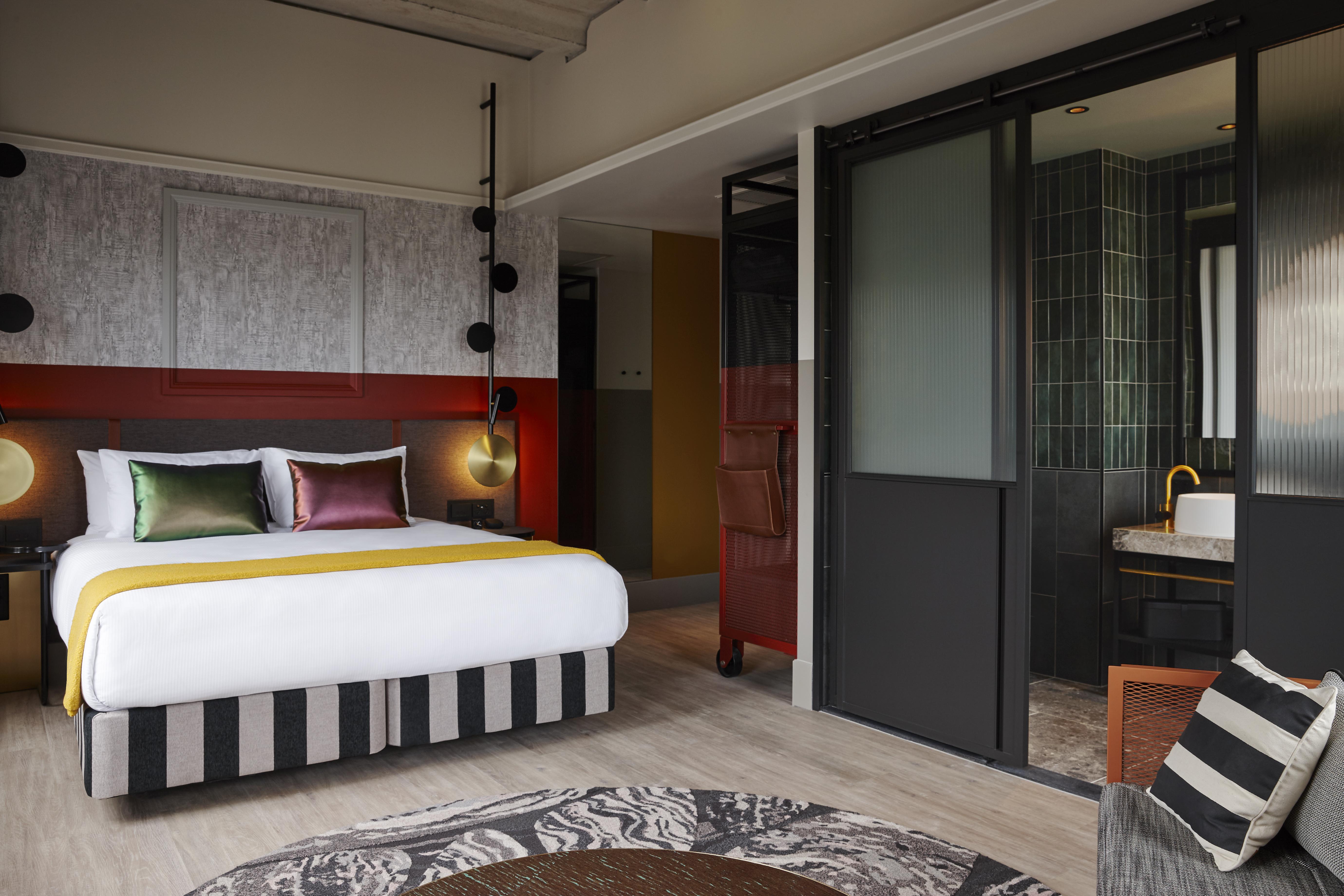 Qt Auckland Exterior foto A room at the hotel