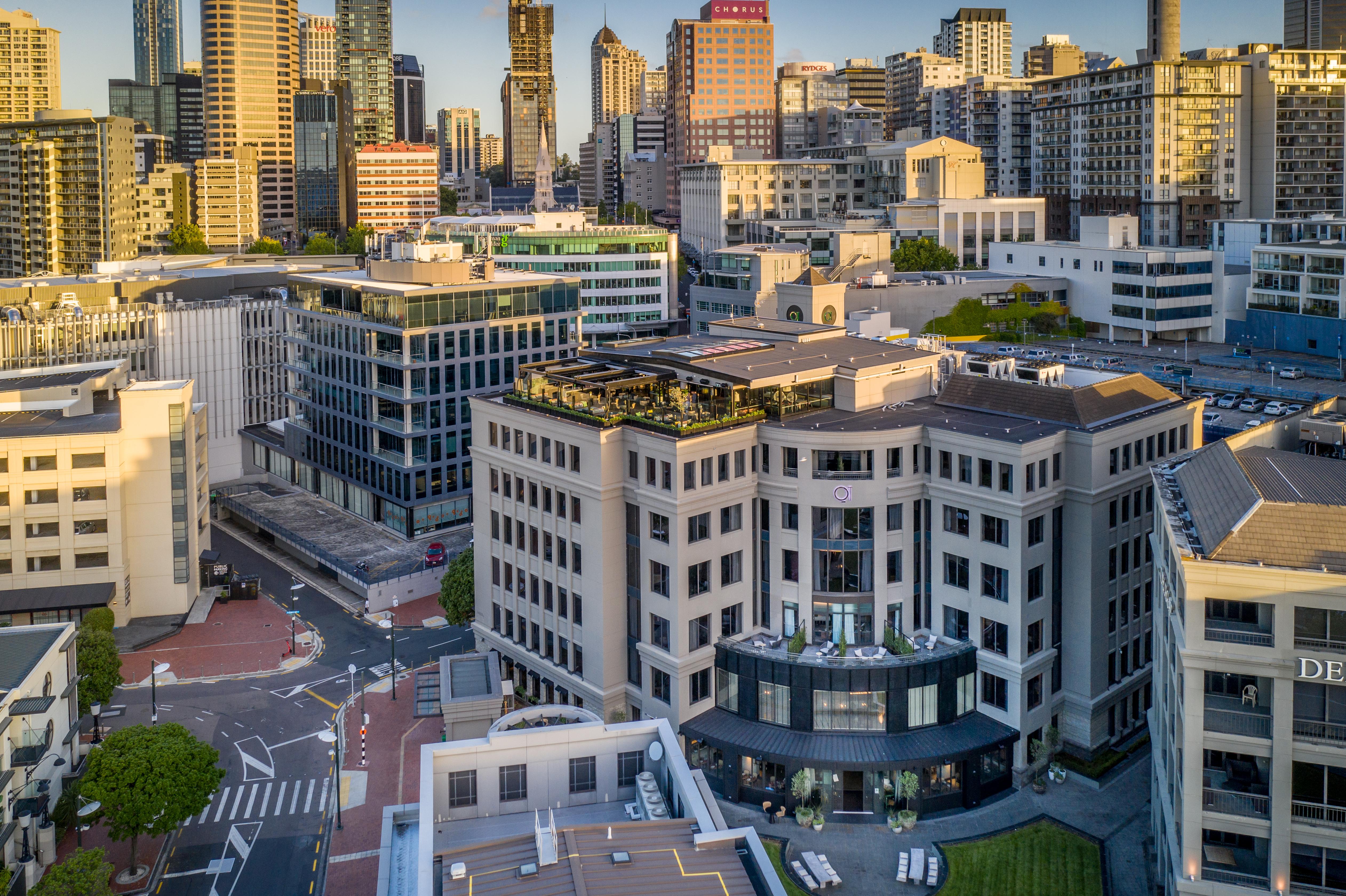 Qt Auckland Exterior foto Aerial view of the San Diego Convention Center
